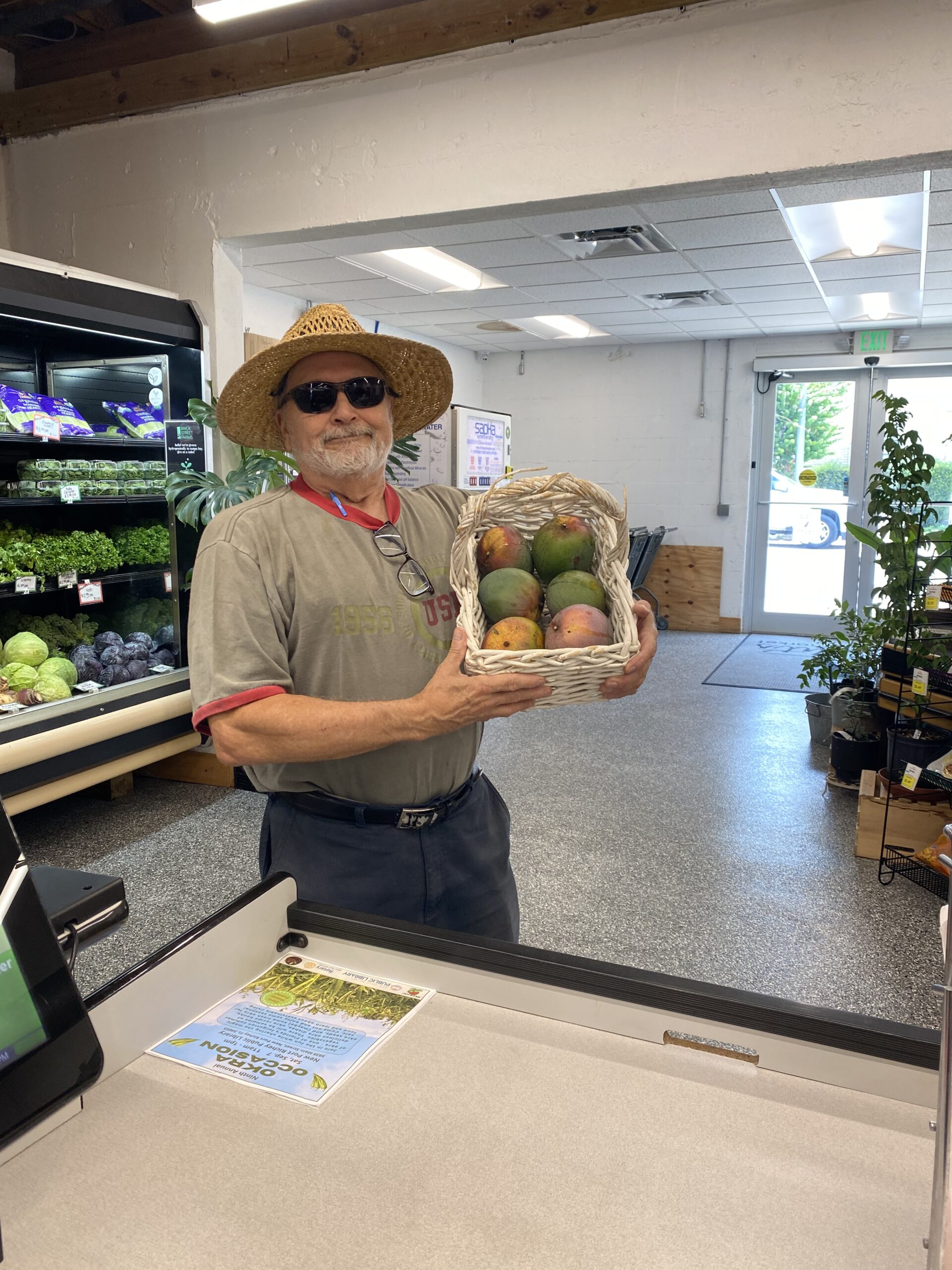 Mango Mania at New Port Richey FarmNet